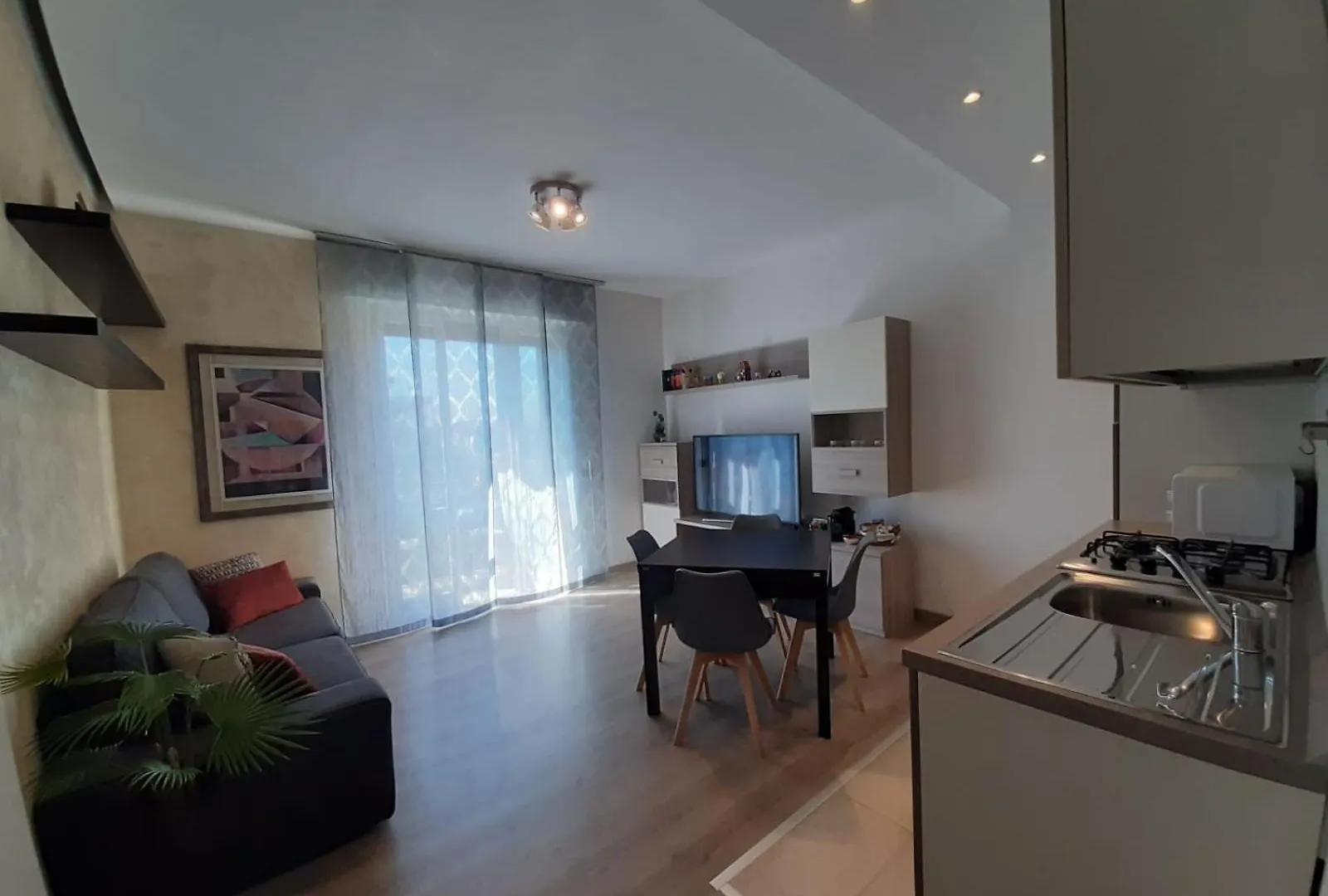 Apartment Jasmine Malpensa And More, Easy Parking Easy Airport Samarate Italy